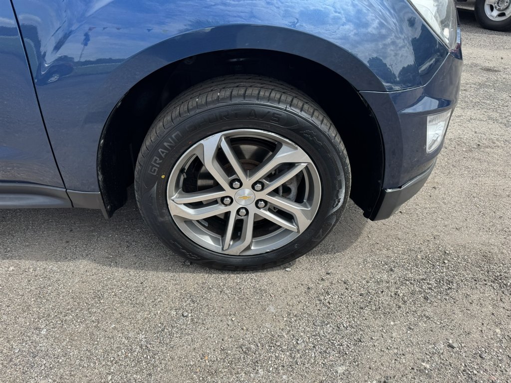 2017 Chevrolet Equinox - $13,980