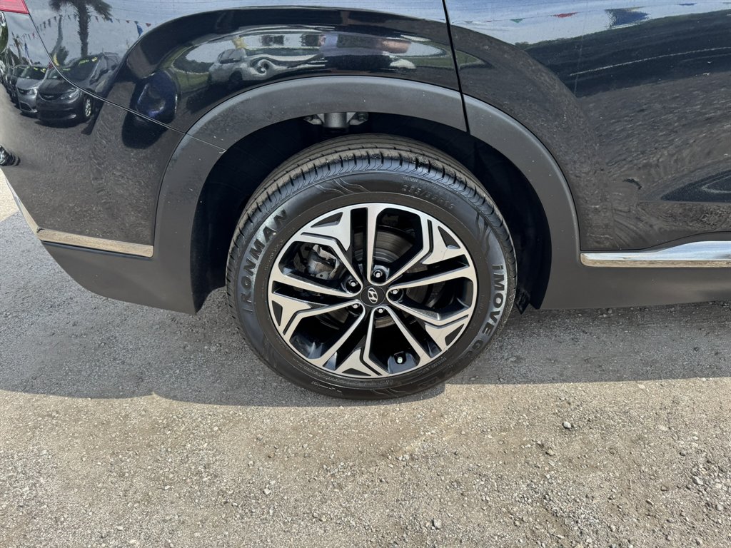 2019 Hyundai Santa Fe - $16,835
