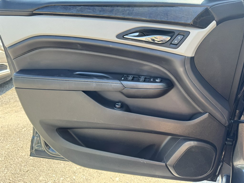 2016 Cadillac SRX - $13,384