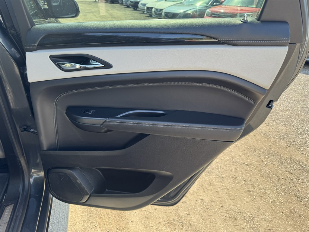 2016 Cadillac SRX - $13,384