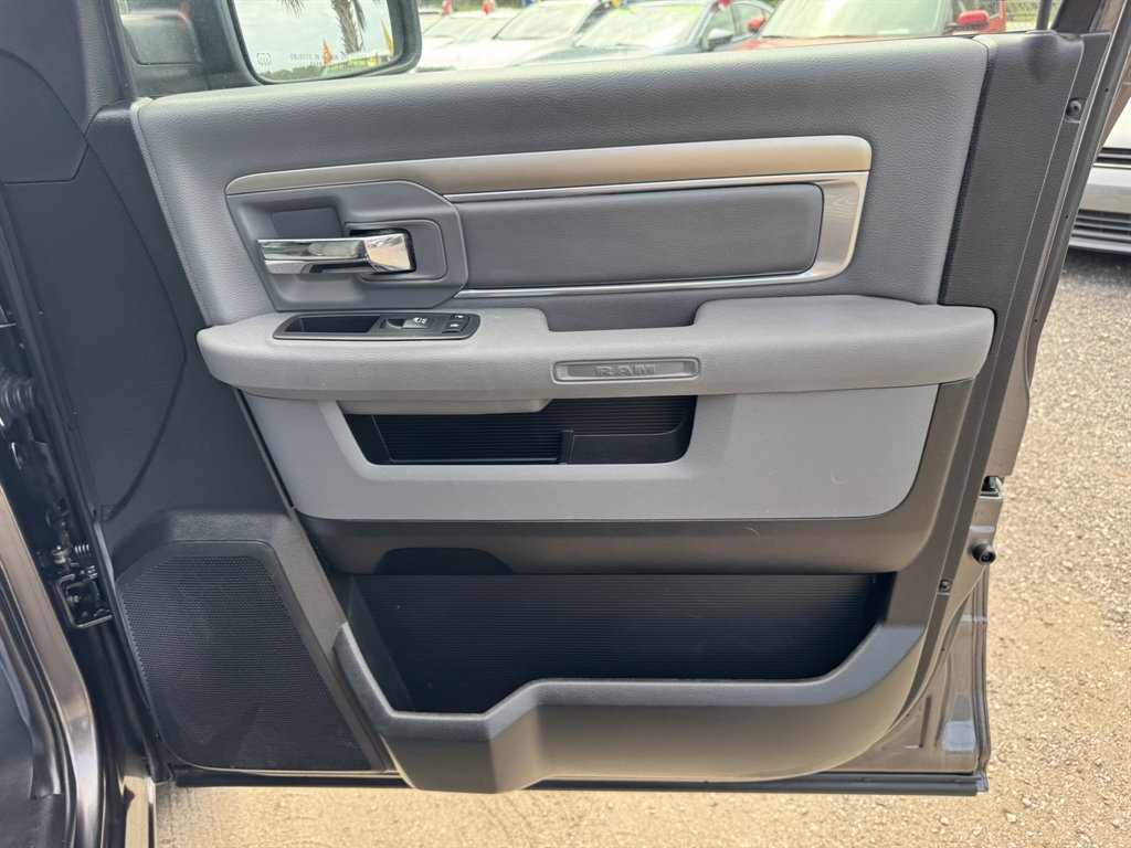 2019 Ram 1500 Classic - $16,880