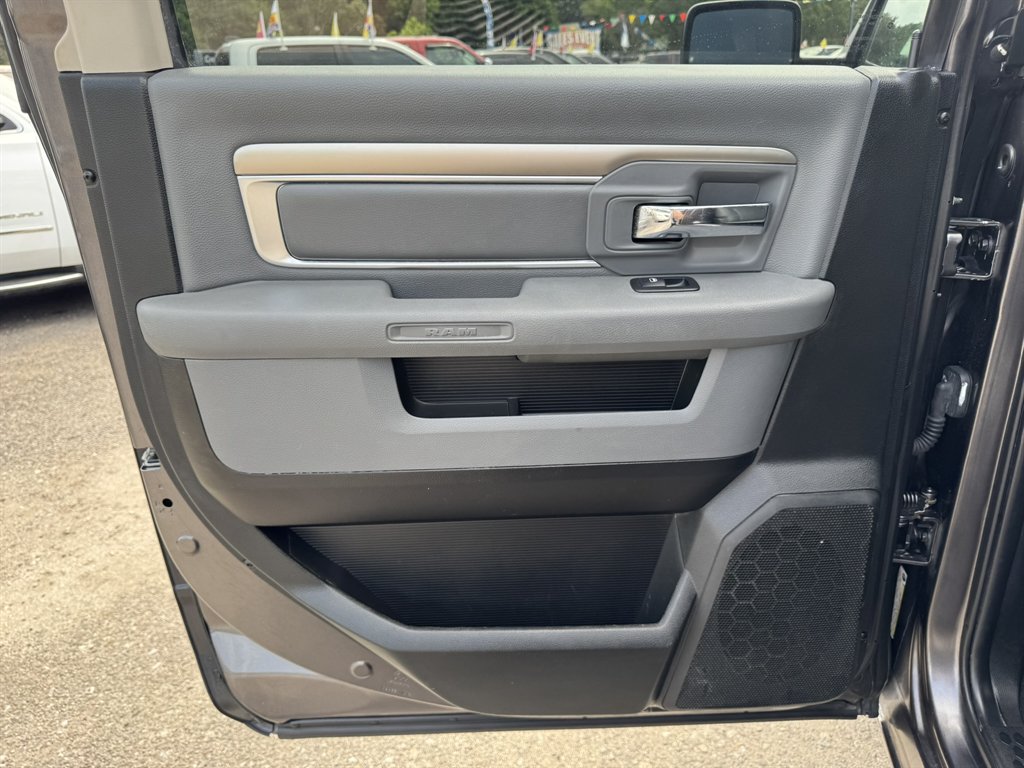 2019 Ram 1500 Classic - $16,880