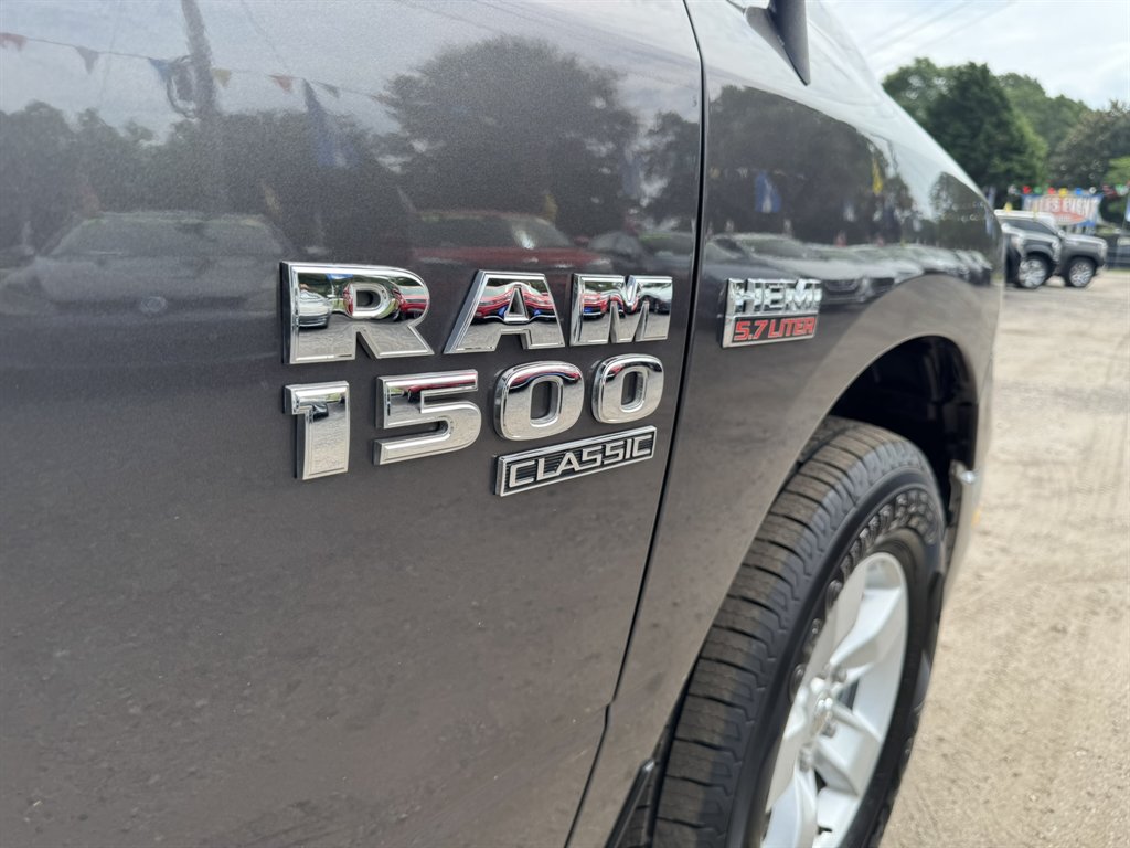 2019 Ram 1500 Classic - $16,880