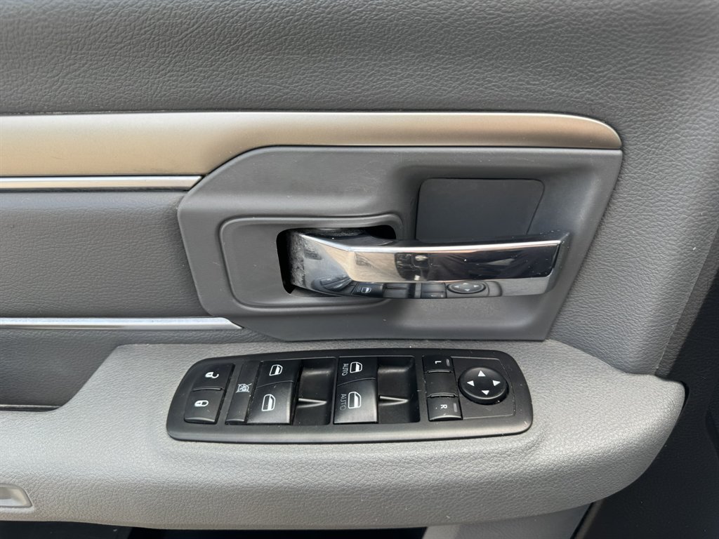2019 Ram 1500 Classic - $16,880