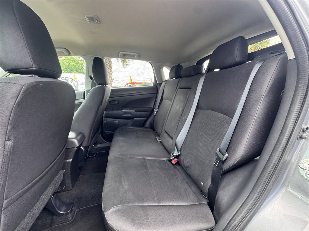 2015 Mitsubishi Outlander - $12,372