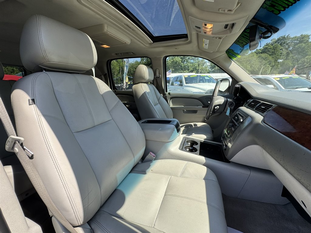 2011 GMC Yukon - $13,880