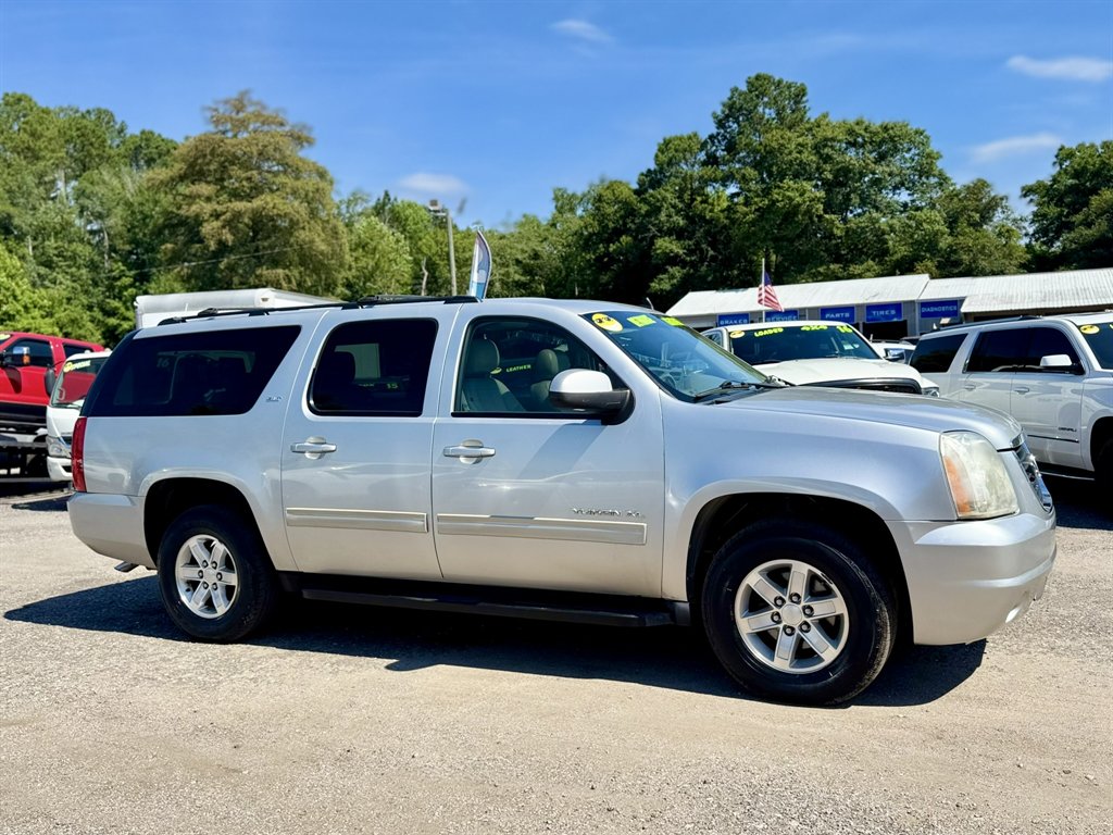 2011 GMC Yukon - $13,880