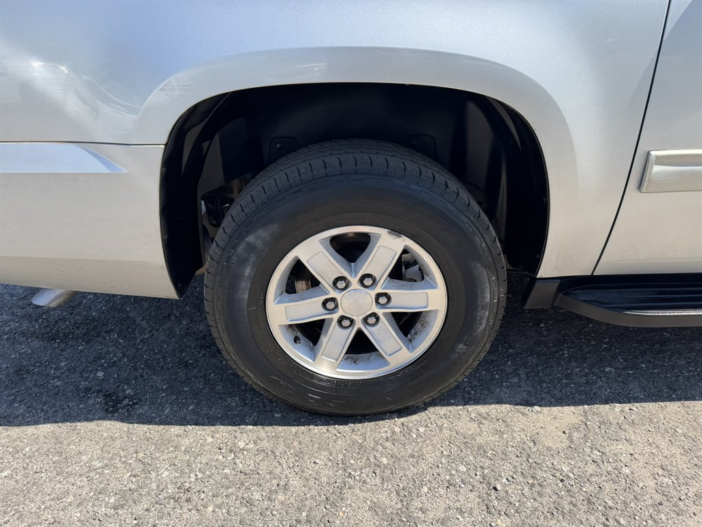 2011 GMC Yukon - $13,880