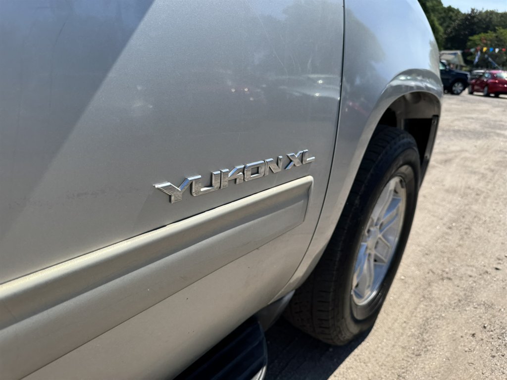 2011 GMC Yukon - $13,880