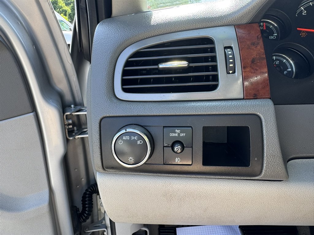 2011 GMC Yukon - $13,880