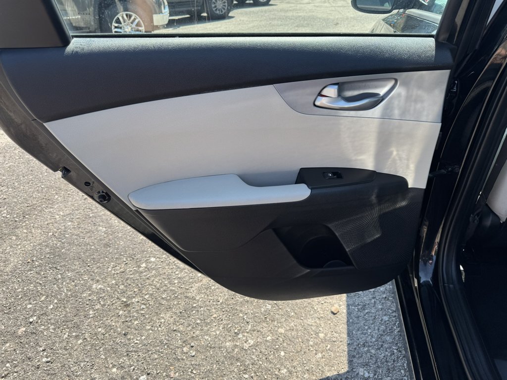 2023 Kia Forte - $18,858