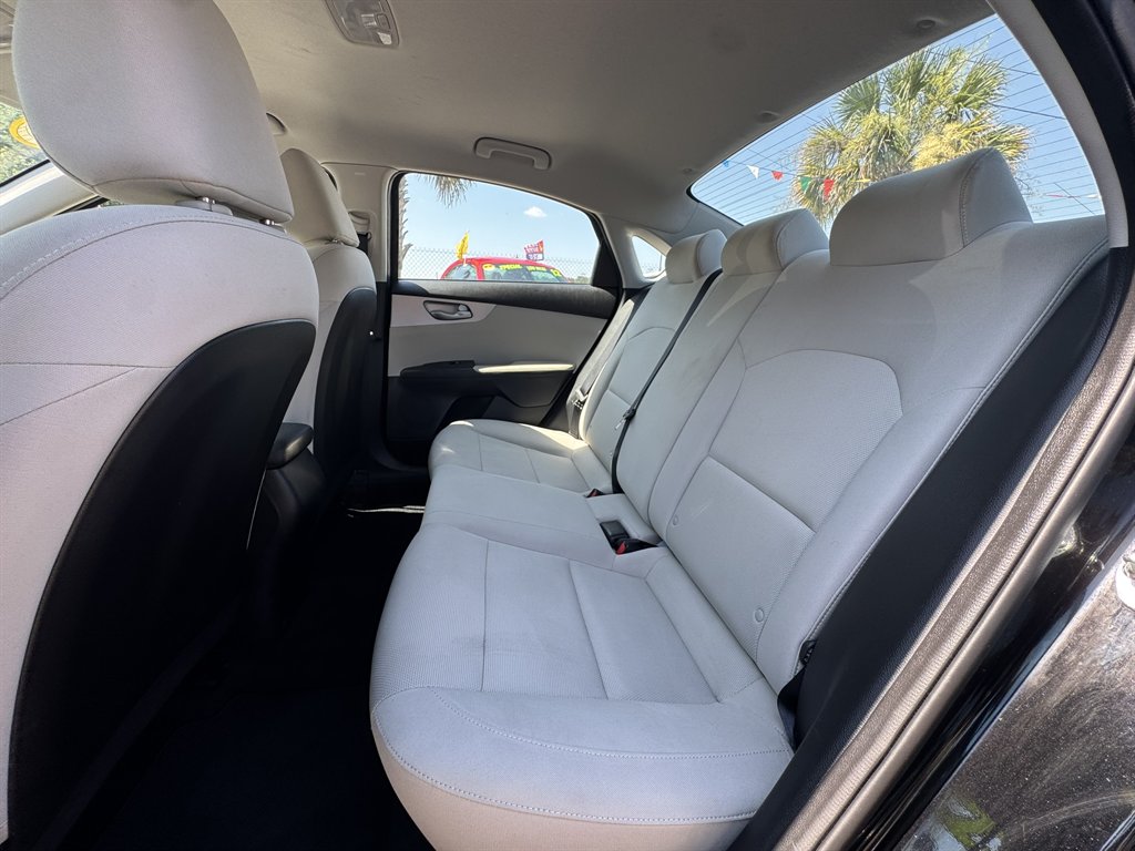 2023 Kia Forte - $18,858