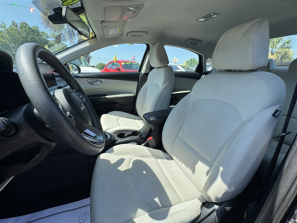 2023 Kia Forte - $18,858
