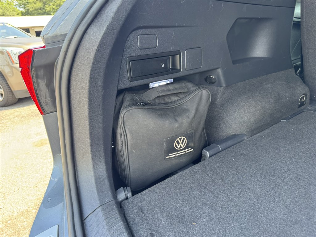 2022 Volkswagen Tiguan - $18,870