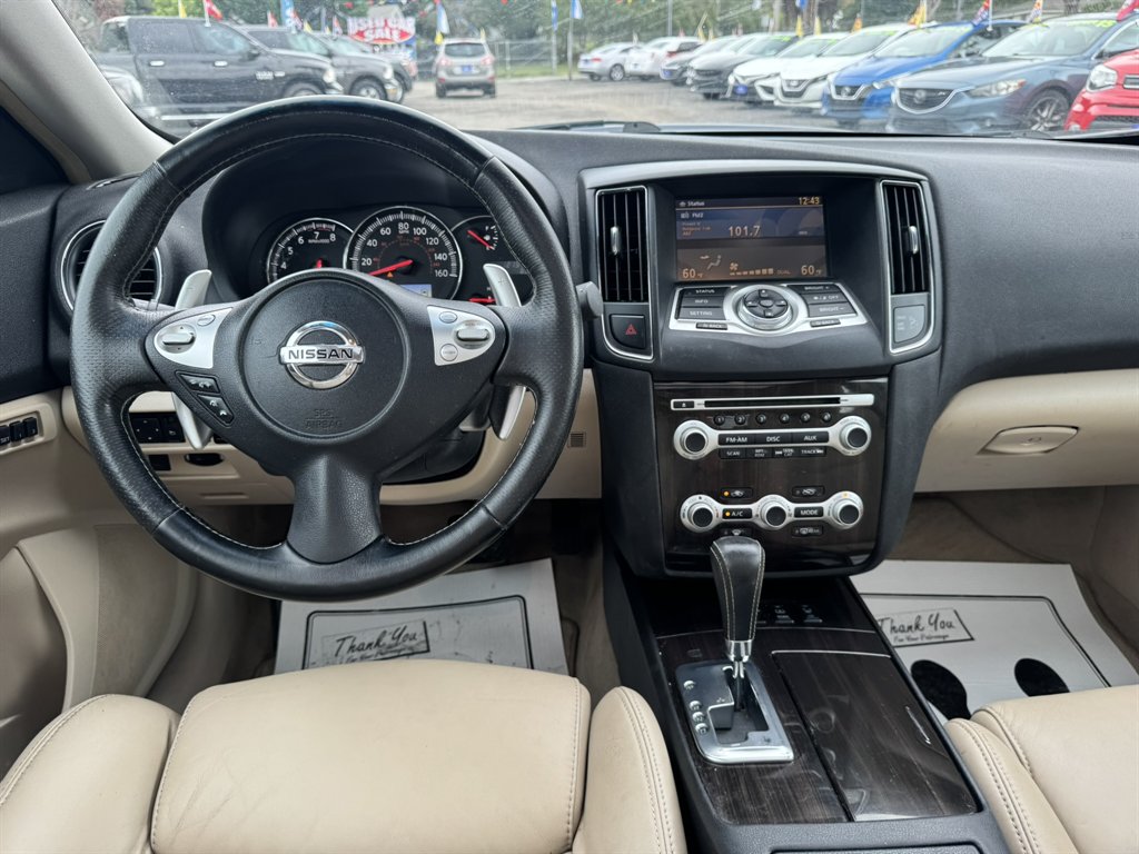 2014 Nissan Maxima - $11,209