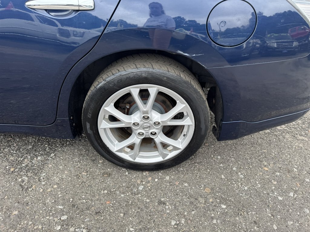 2014 Nissan Maxima - $11,209