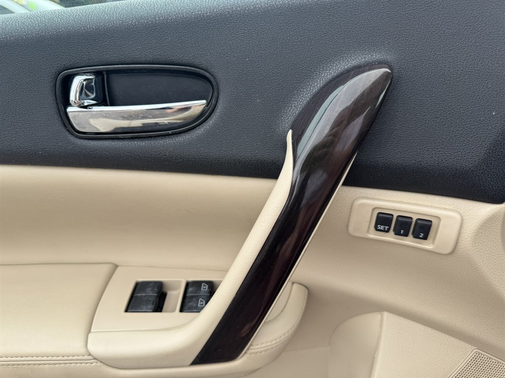 2014 Nissan Maxima - $11,209