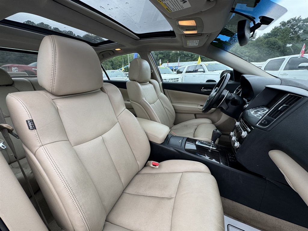 2014 Nissan Maxima - $11,209