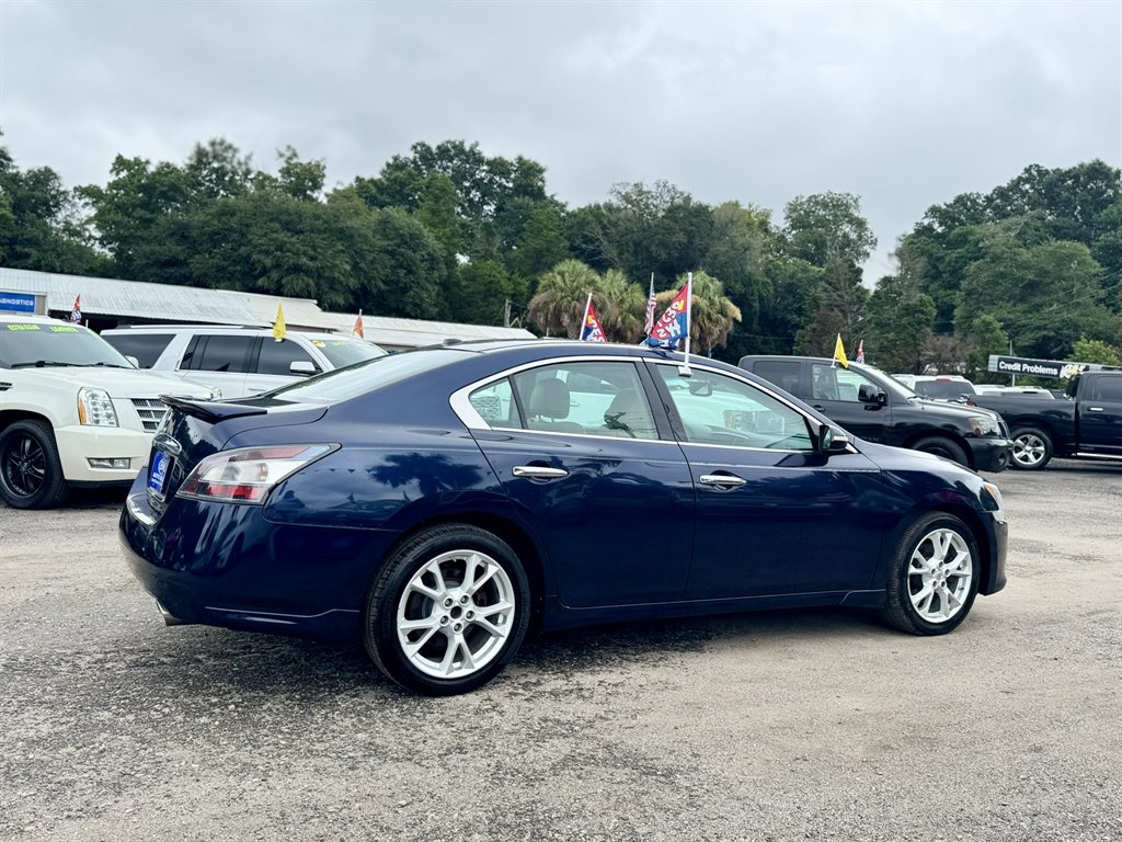 2014 Nissan Maxima - $11,209