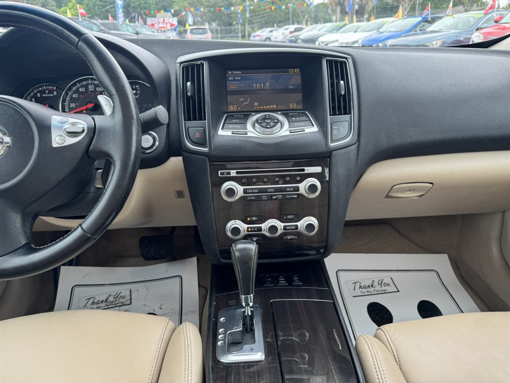 2014 Nissan Maxima - $11,209