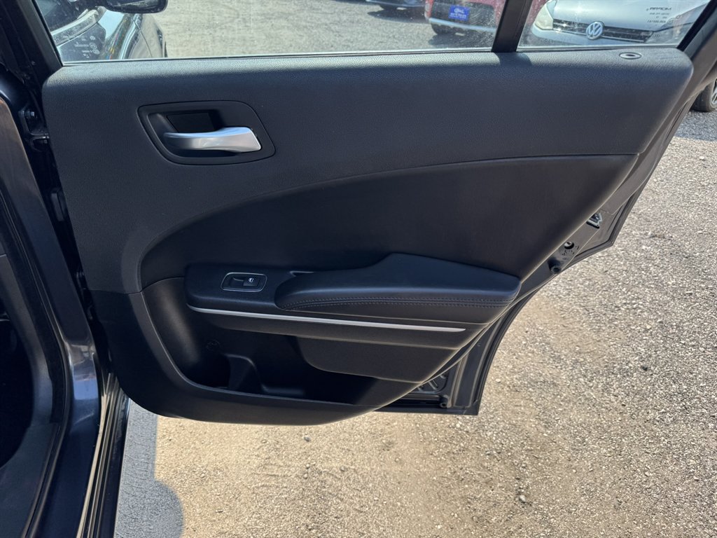 2019 Dodge Charger - $22,231