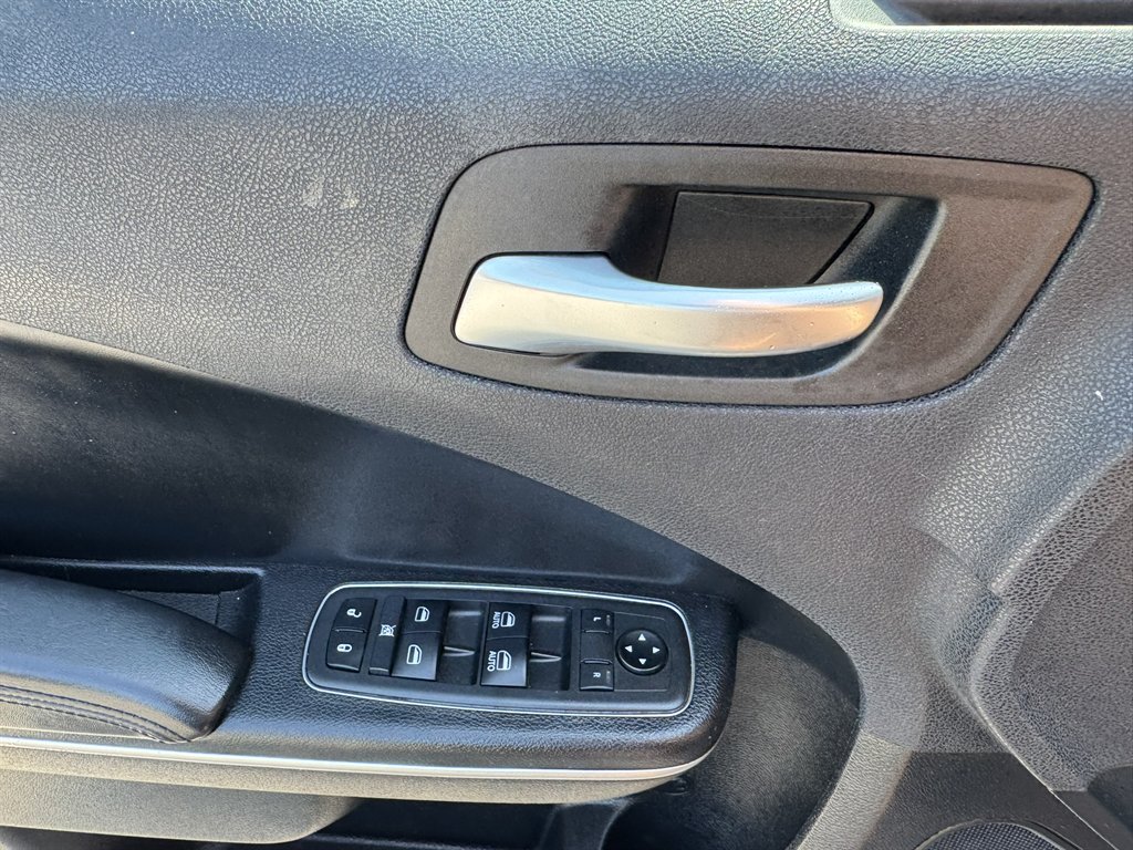 2019 Dodge Charger - $22,231
