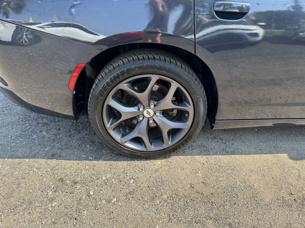2019 Dodge Charger - $22,231
