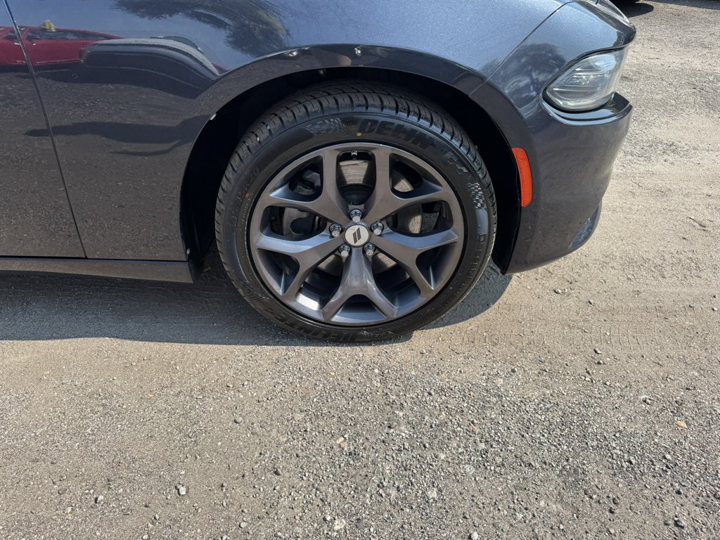 2019 Dodge Charger - $22,231