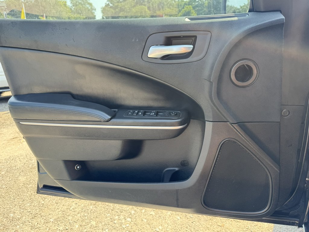2019 Dodge Charger - $22,231