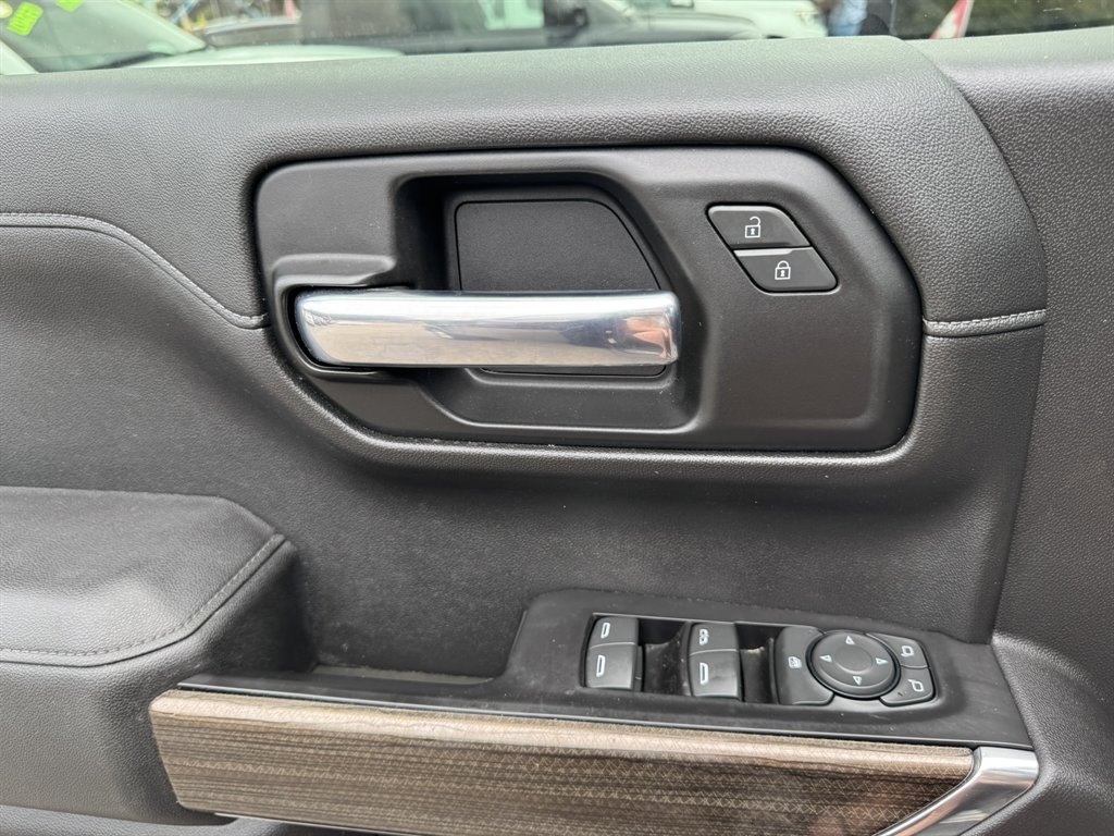 2020 Chevrolet Silverado 1500 - $33,745
