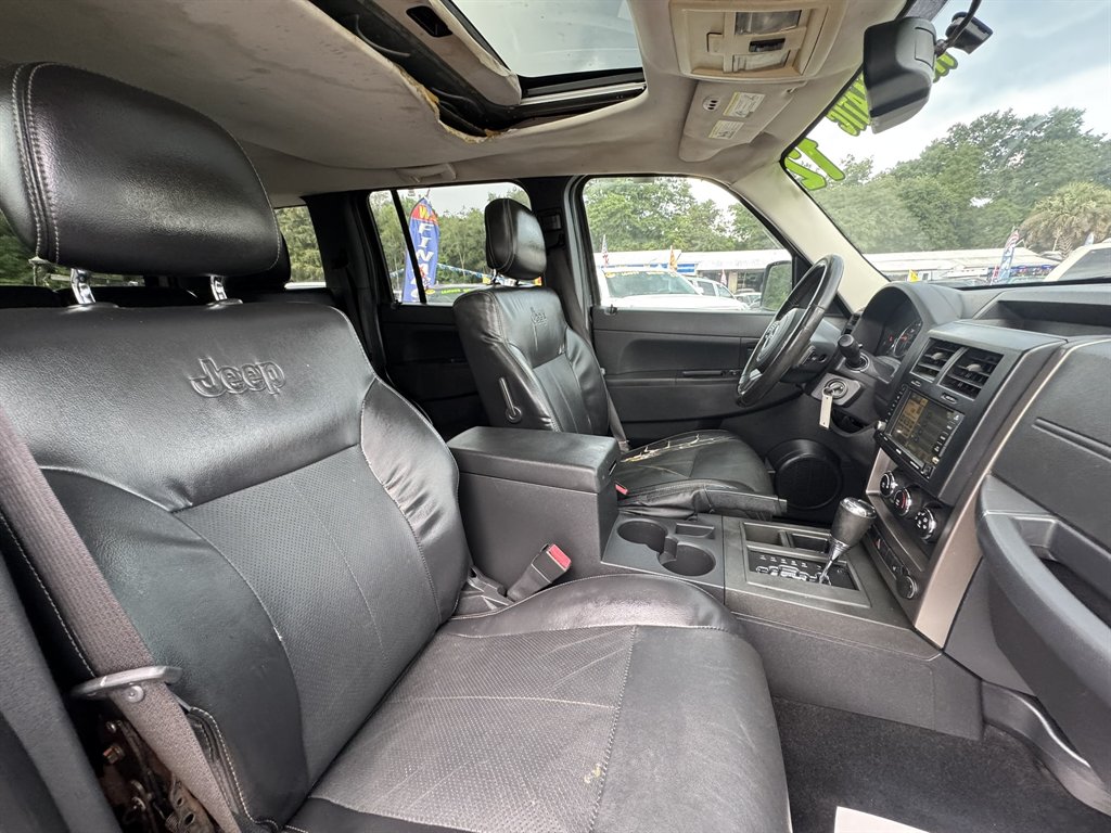 2012 Jeep Liberty - $11,880