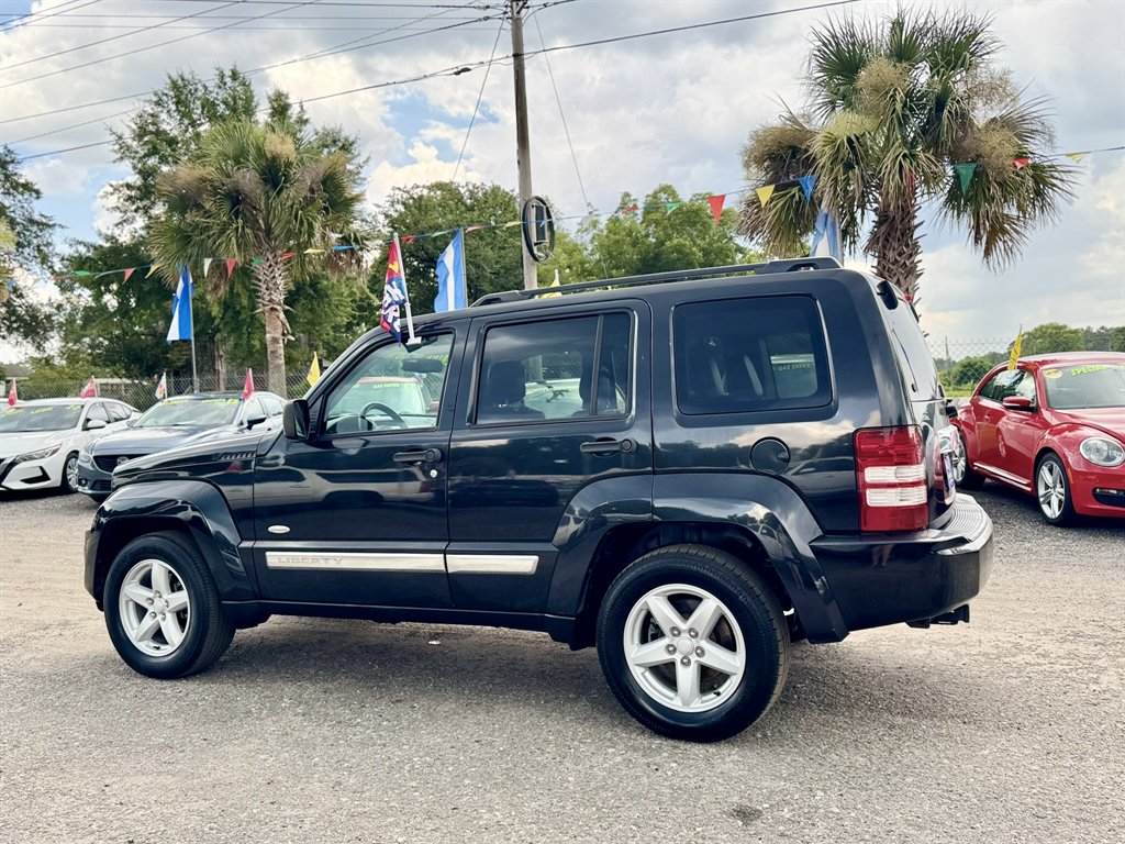 2012 Jeep Liberty - $11,880