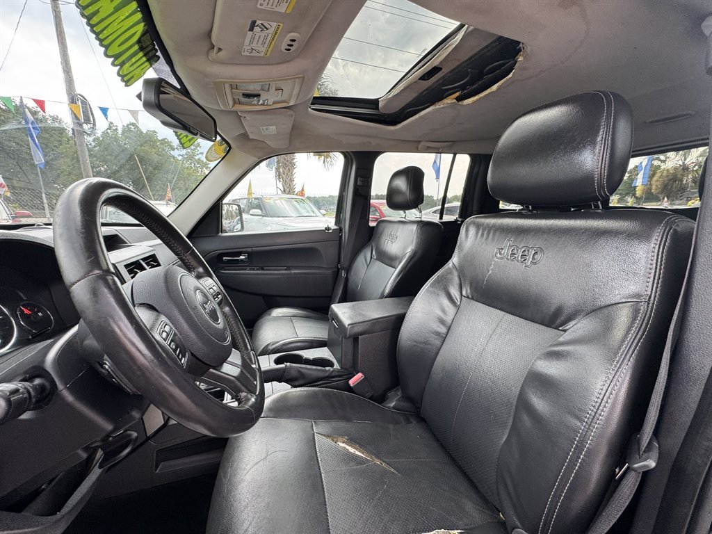 2012 Jeep Liberty - $11,880