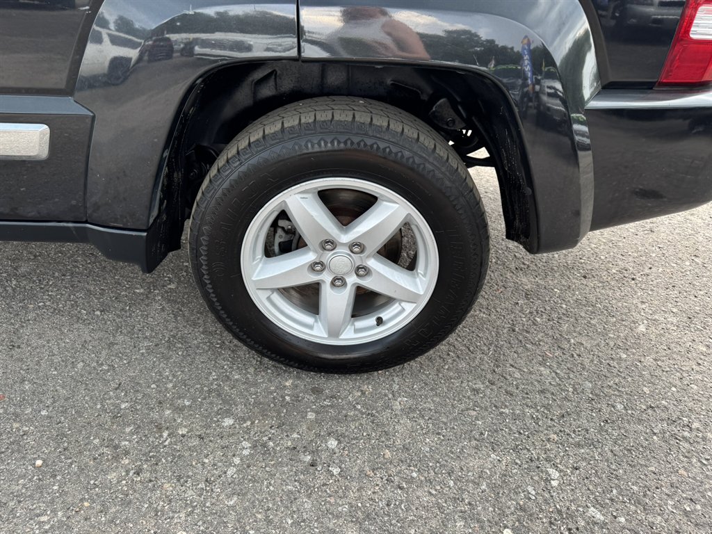 2012 Jeep Liberty - $11,880