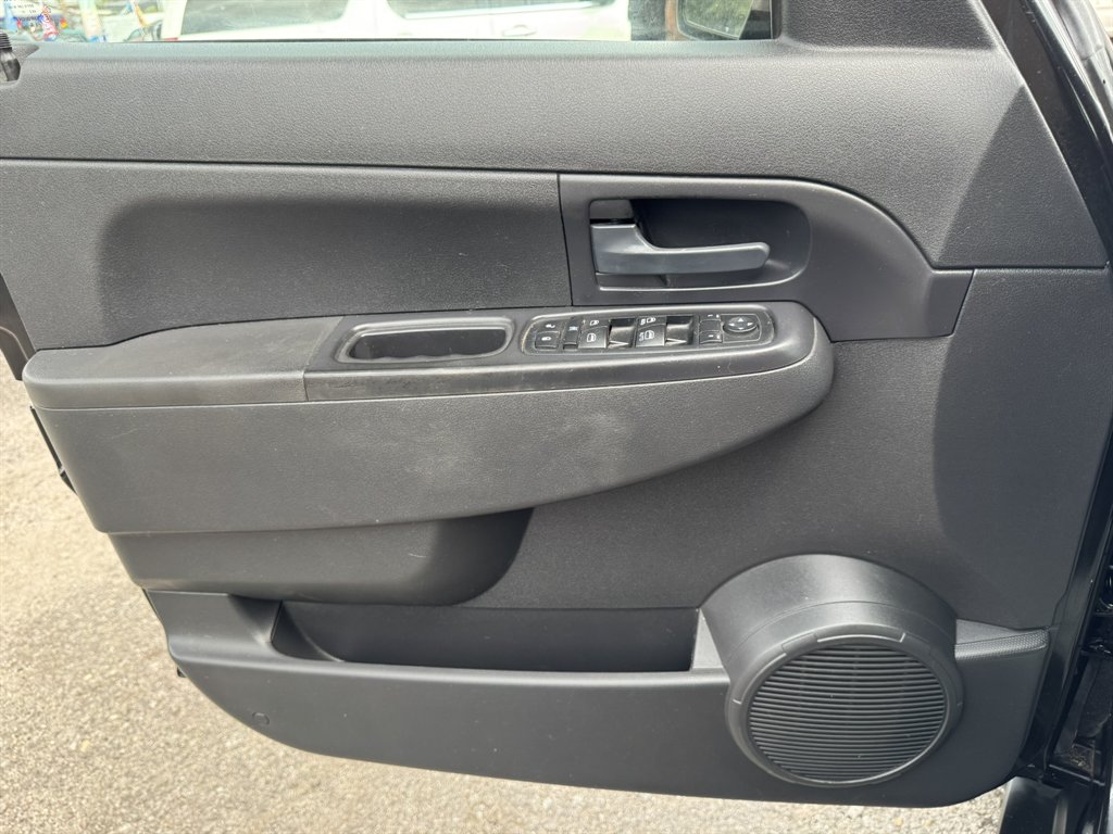 2012 Jeep Liberty - $11,880