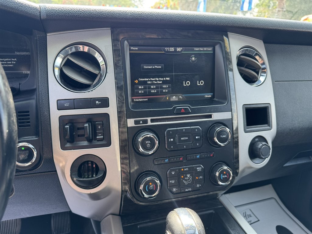 2015 Ford Expedition - $13,880