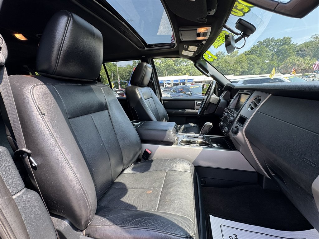 2015 Ford Expedition - $13,880