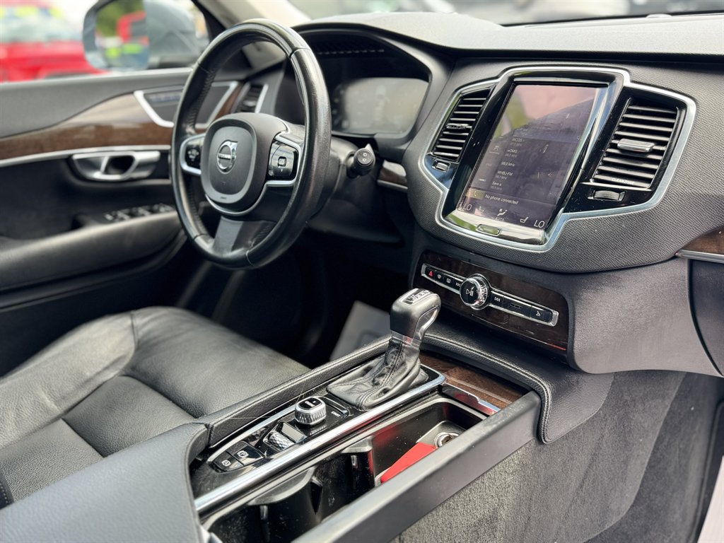 2016 Volvo XC90 - $15,633