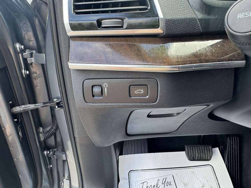 2016 Volvo XC90 - $15,633