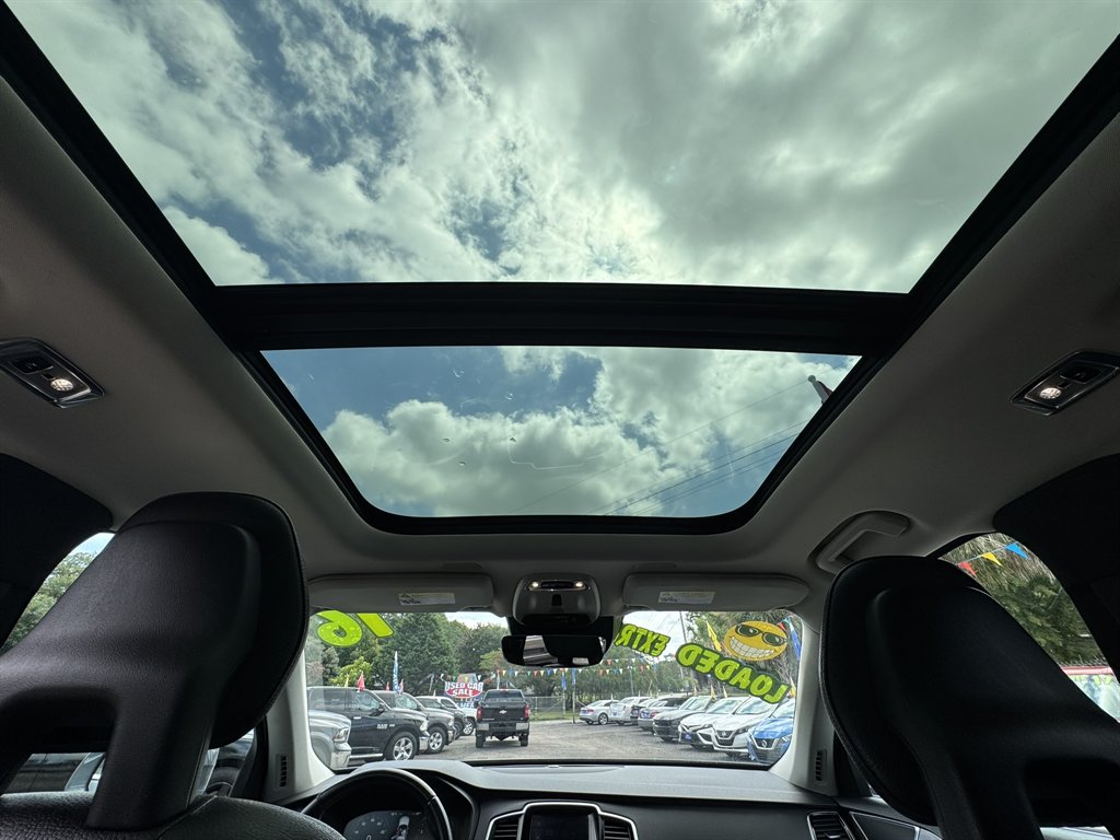 2016 Volvo XC90 - $15,633