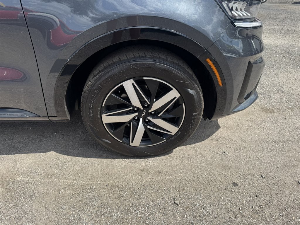 2022 Kia Sorento - $20,455