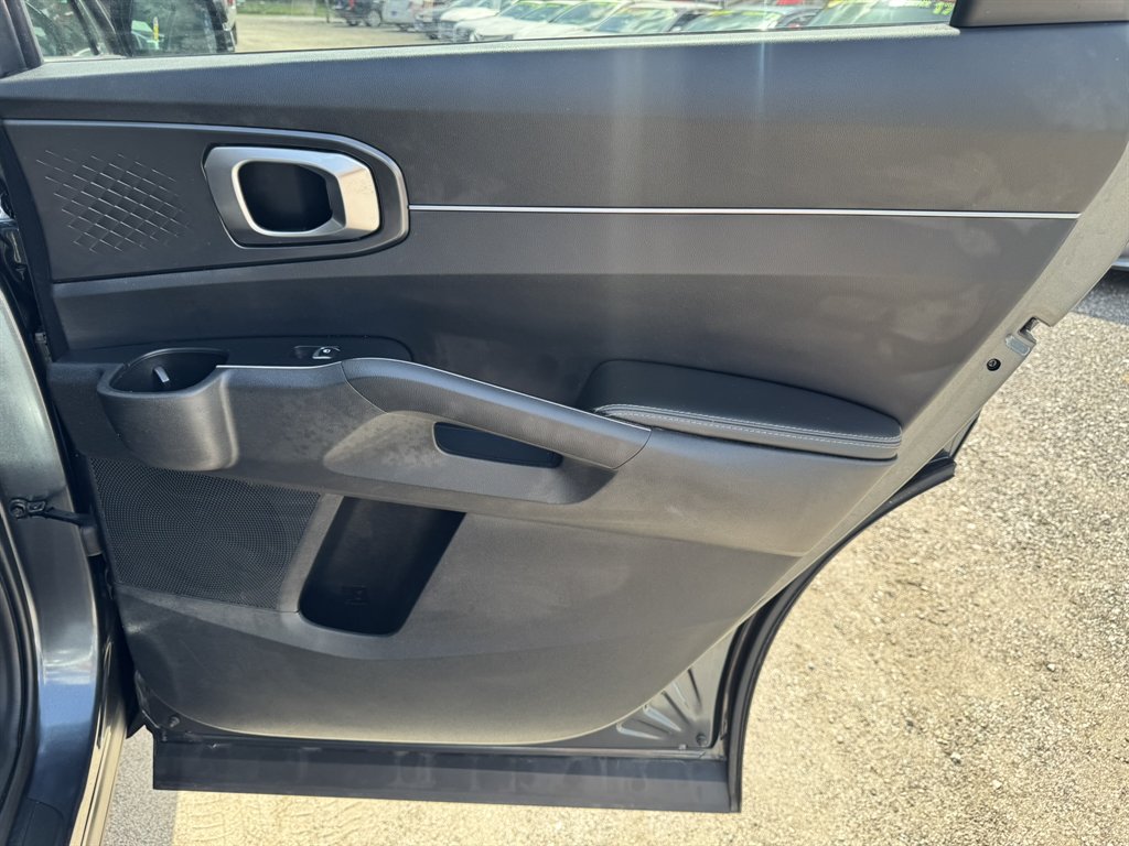 2022 Kia Sorento - $20,455