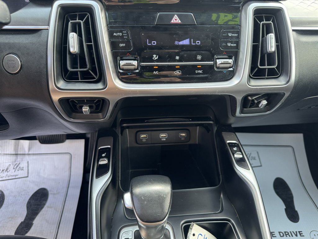 2022 Kia Sorento - $20,455