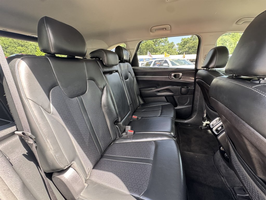 2022 Kia Sorento - $20,455