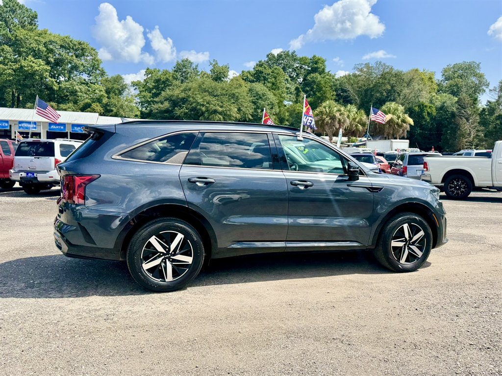 2022 Kia Sorento - $20,455