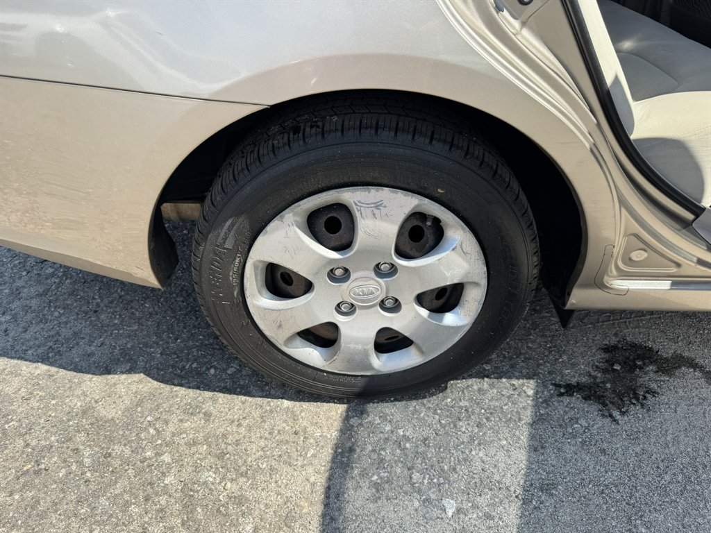 2007 Kia Spectra - $7,965
