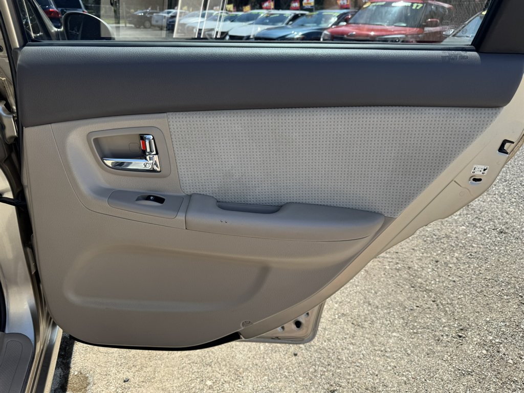 2007 Kia Spectra - $7,965