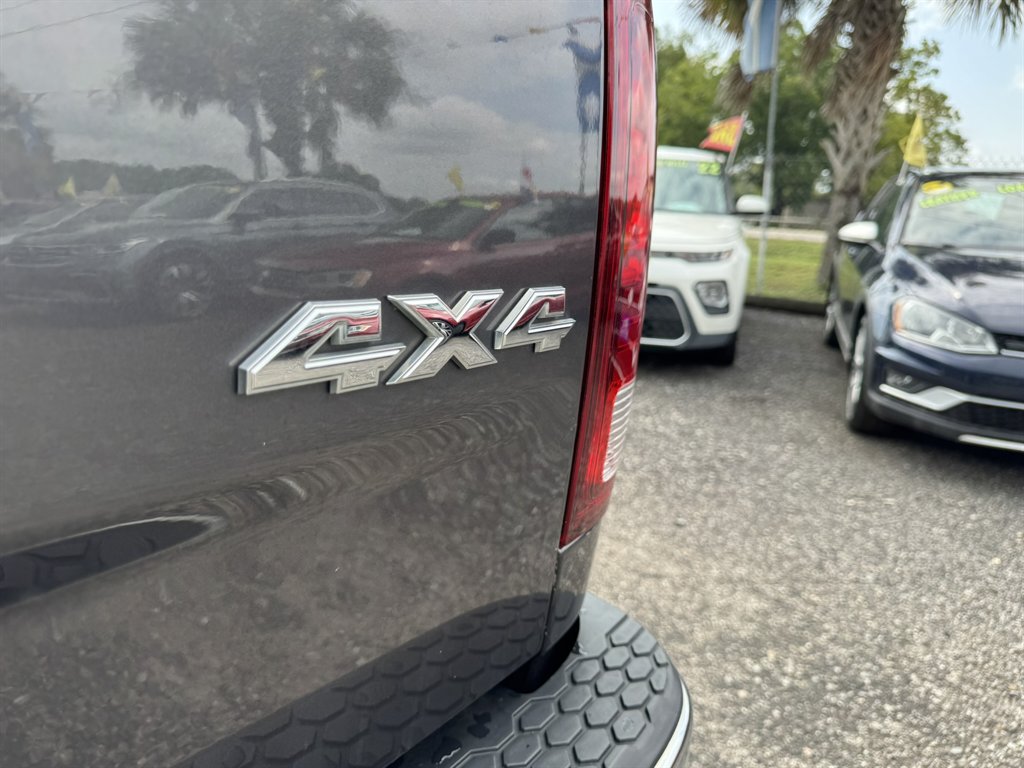 2018 Ram 1500 - $26,435