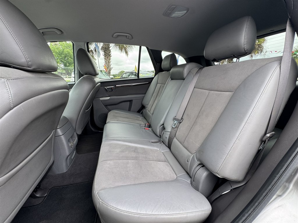 2011 Hyundai Santa Fe - $10,137