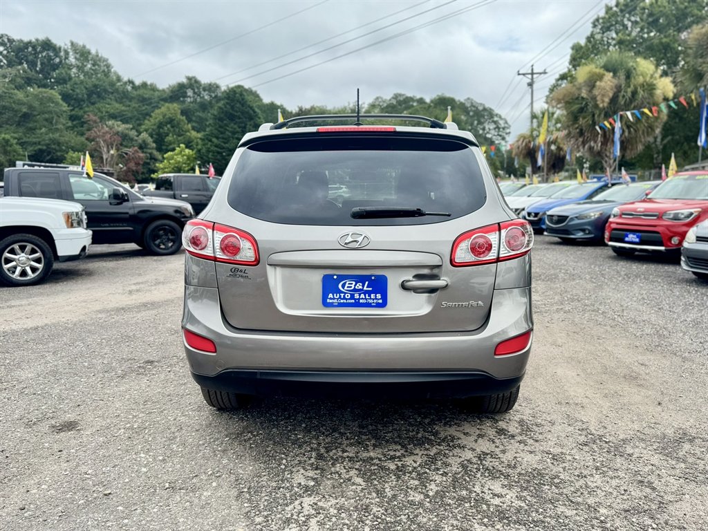 2011 Hyundai Santa Fe - $10,137
